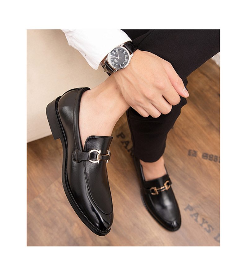 速卖通休闲皮鞋男尖头时尚乐福鞋男一脚蹬百搭男士尖头小皮鞋韩版