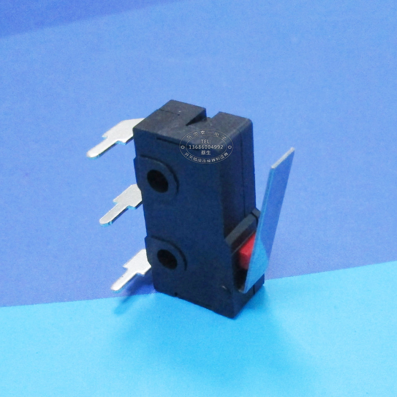 20*10黑色胶壳小型报警器开关 3脚全铜卧式直柄行程开关kw12-kb