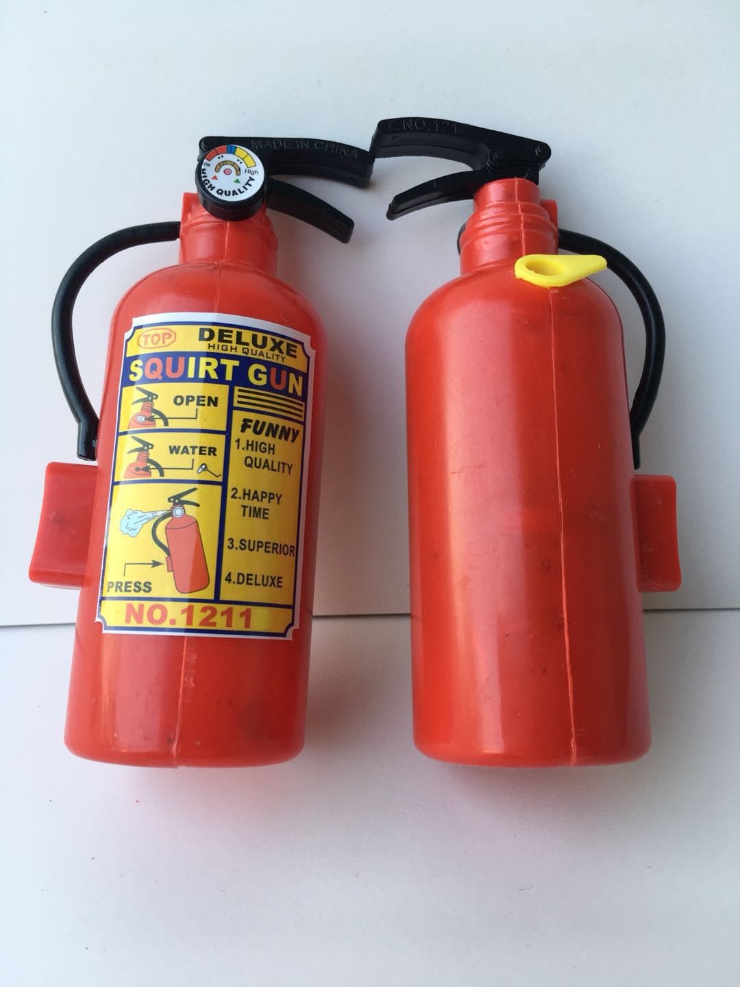 厂家直销仿真消防灭火器水枪趣味小水枪夏天迷你玩具电商礼品赠品