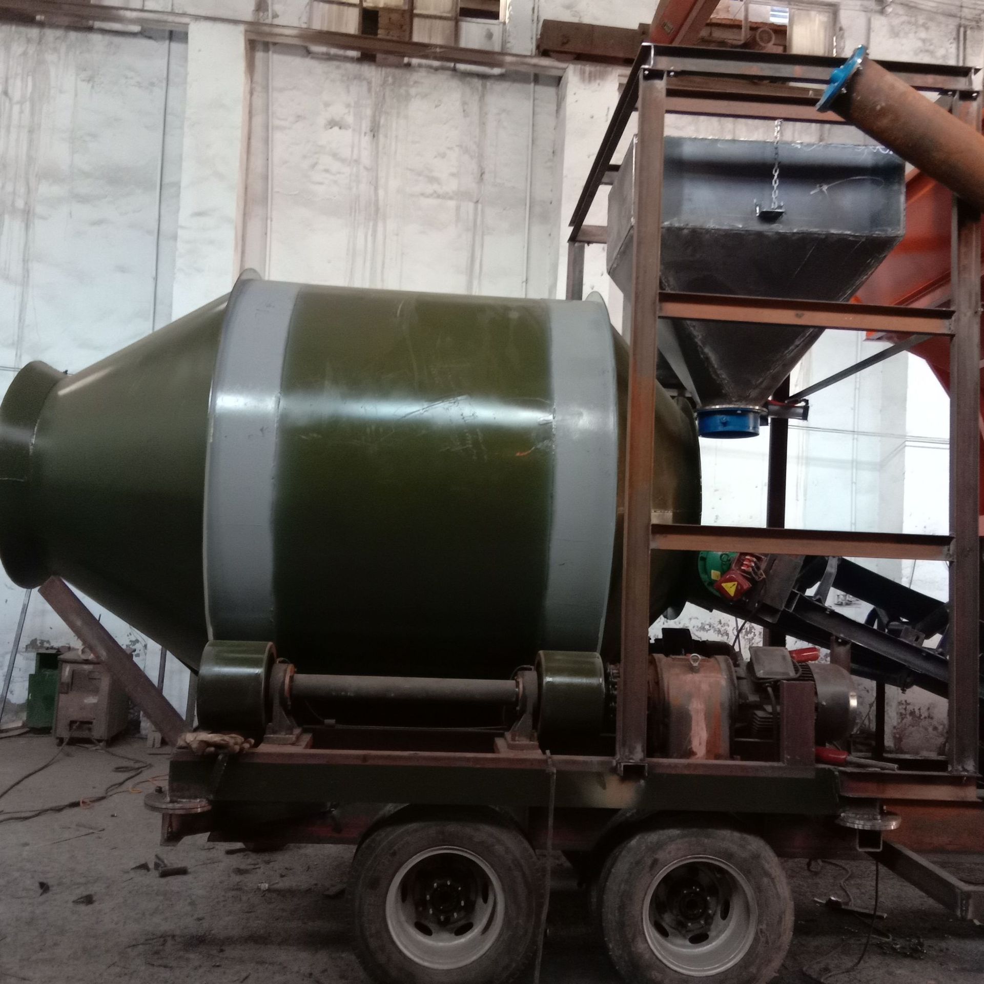 配料机环保混凝土搅拌机 hzs90免基础商砼移动混凝土搅拌站