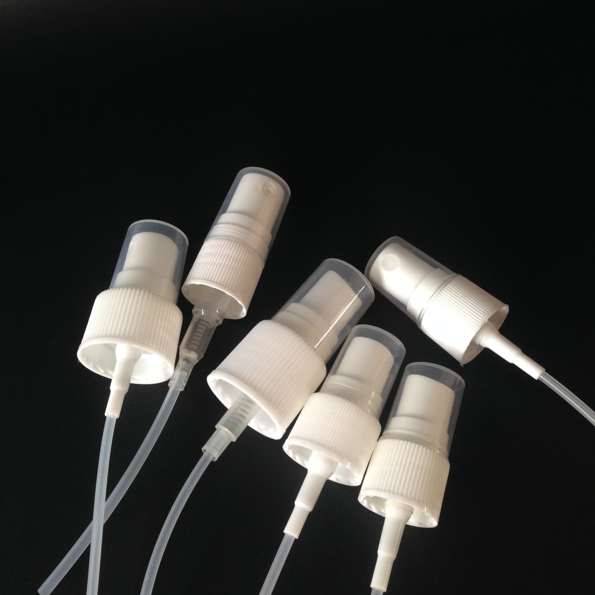 18口24口塑料瓶喷头化妆瓶分装瓶喷头 按压式小喷雾瓶香水喷头