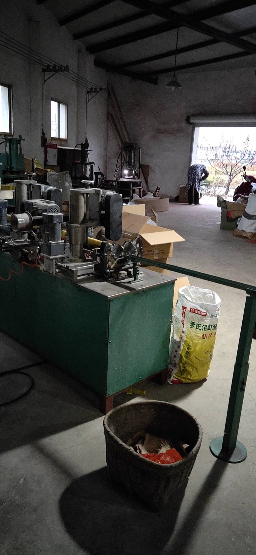 安徽省潜山县杰豪砂光制刷厂