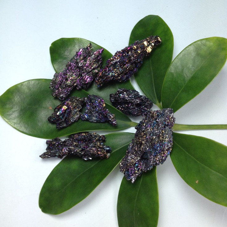 天然七彩矿石小块碳化硅矿物晶体教学标本孔雀彩矿石小块原石摆件