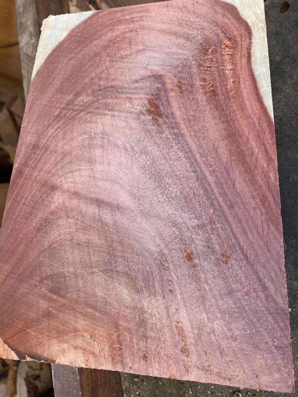 红檀香香花梨原木木方板材 加工香花梨木红檀香木防腐实木木方