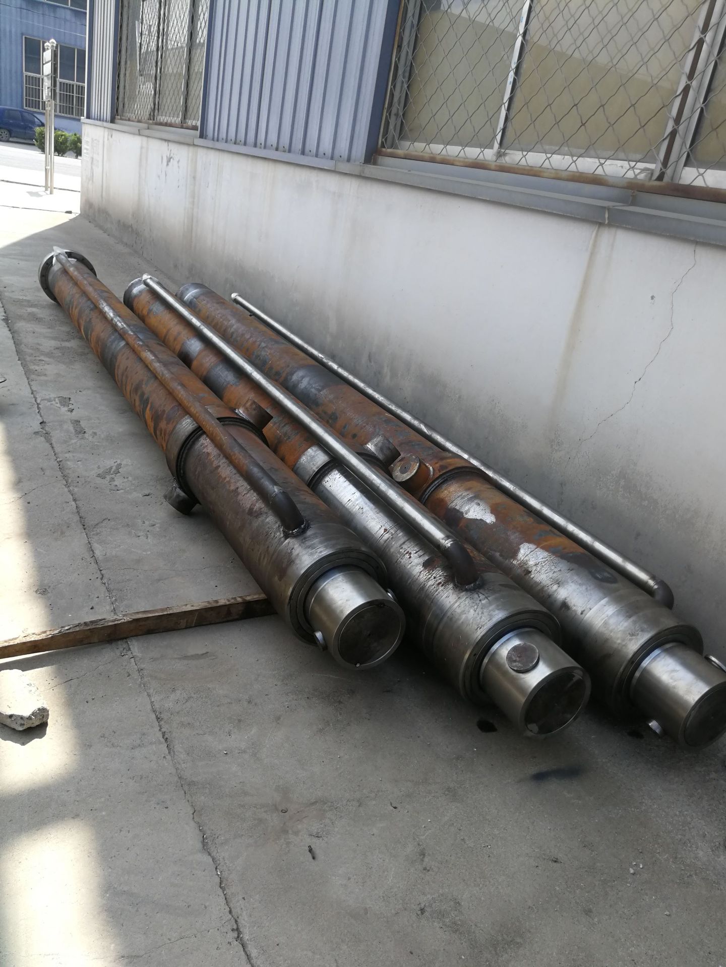 厂家批发临清打包机油缸开关门油缸90缸径油缸卧式打包机液压油缸