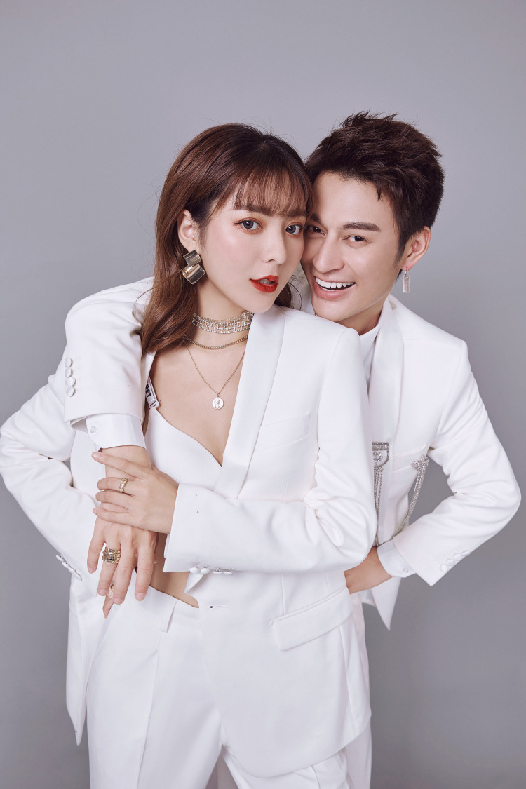 影楼主题情侣摄影旅拍服装西装写真拍摄艺术照杂志封面时尚风礼服