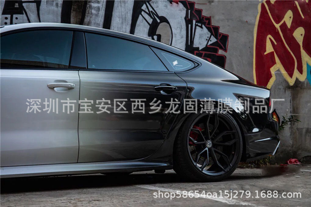 汽车改色膜车身贴膜车衣膜马卡龙白渐变黑全车膜渐变色整车定制