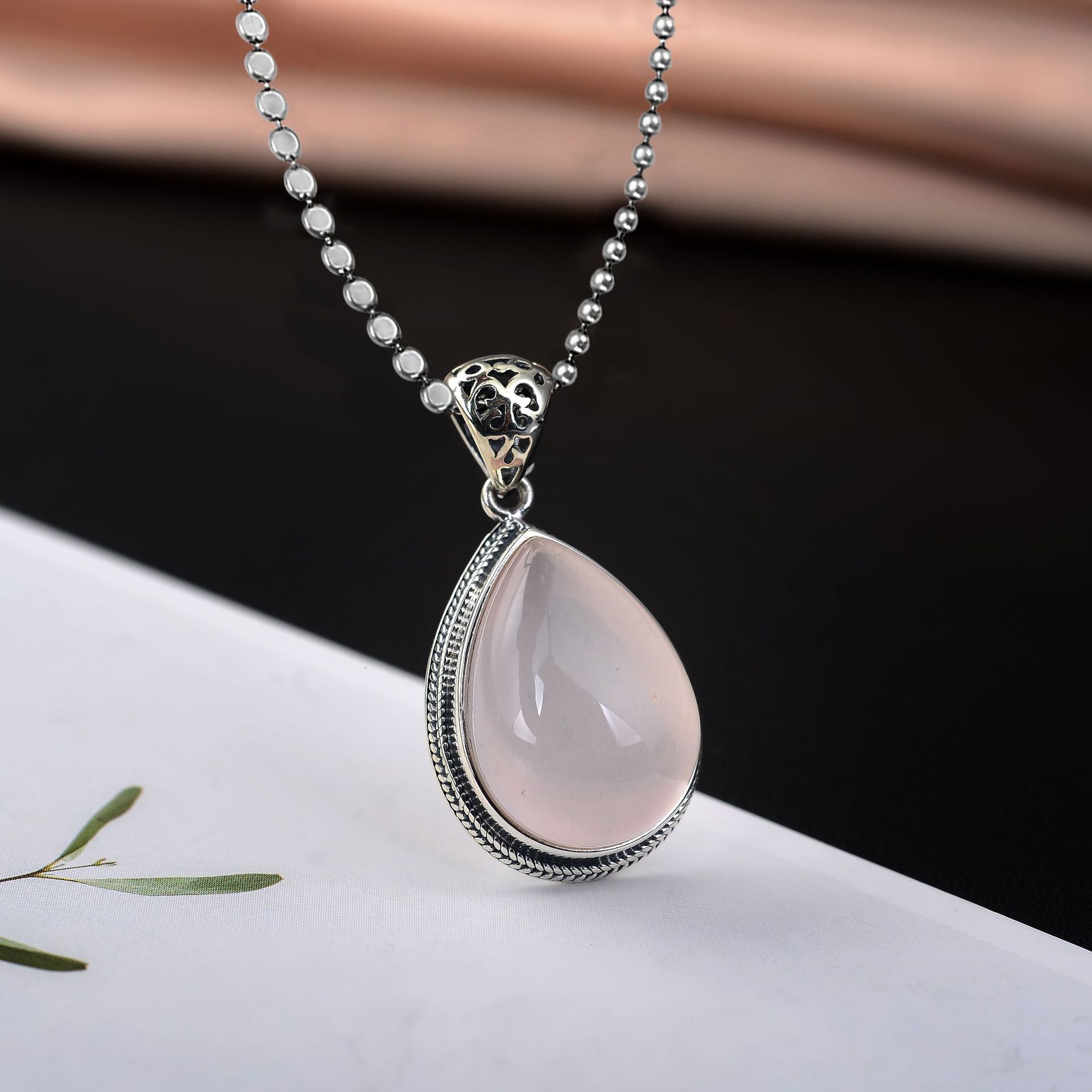 s925纯银天然粉晶水滴形吊坠女芙蓉石简约气质水晶项饰品厂家批发