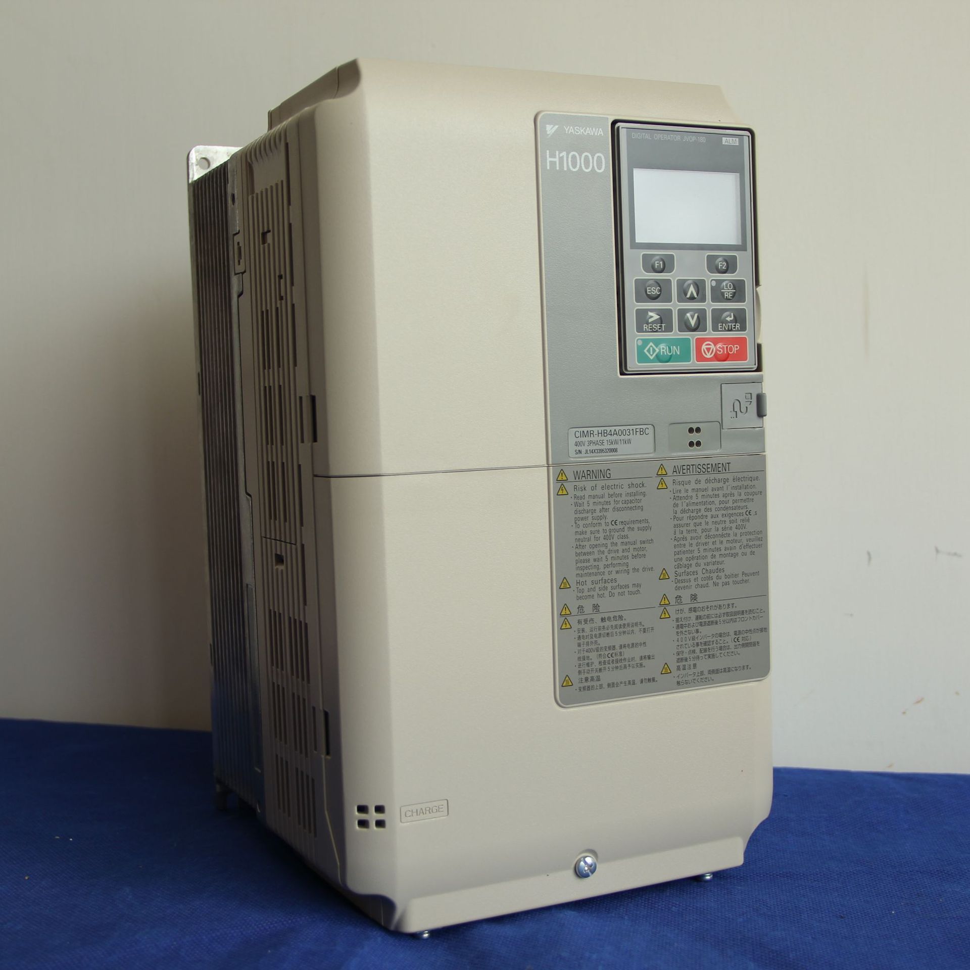 安川变频器cimrhb4a0006faafbc全新h100015kw替代g7系列