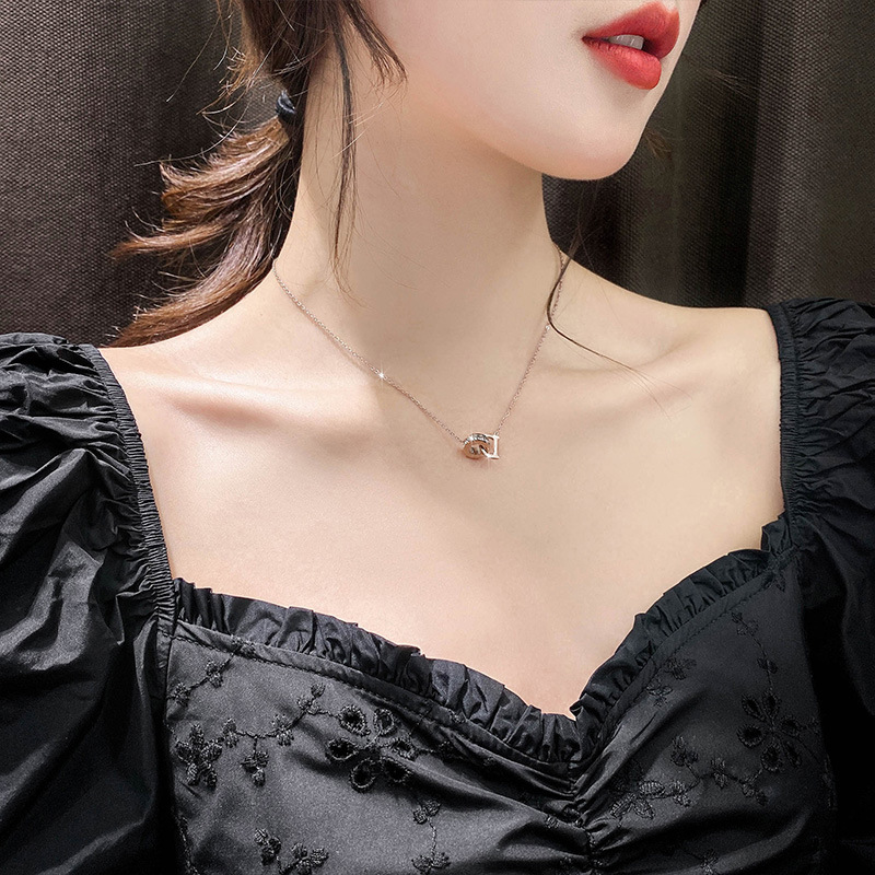 Letter D Necklace for Women Niche Design Trendy Simple Internet Celebrity Temperament Entry Lux Necklace Pendant Clavicle Chain Colorfast