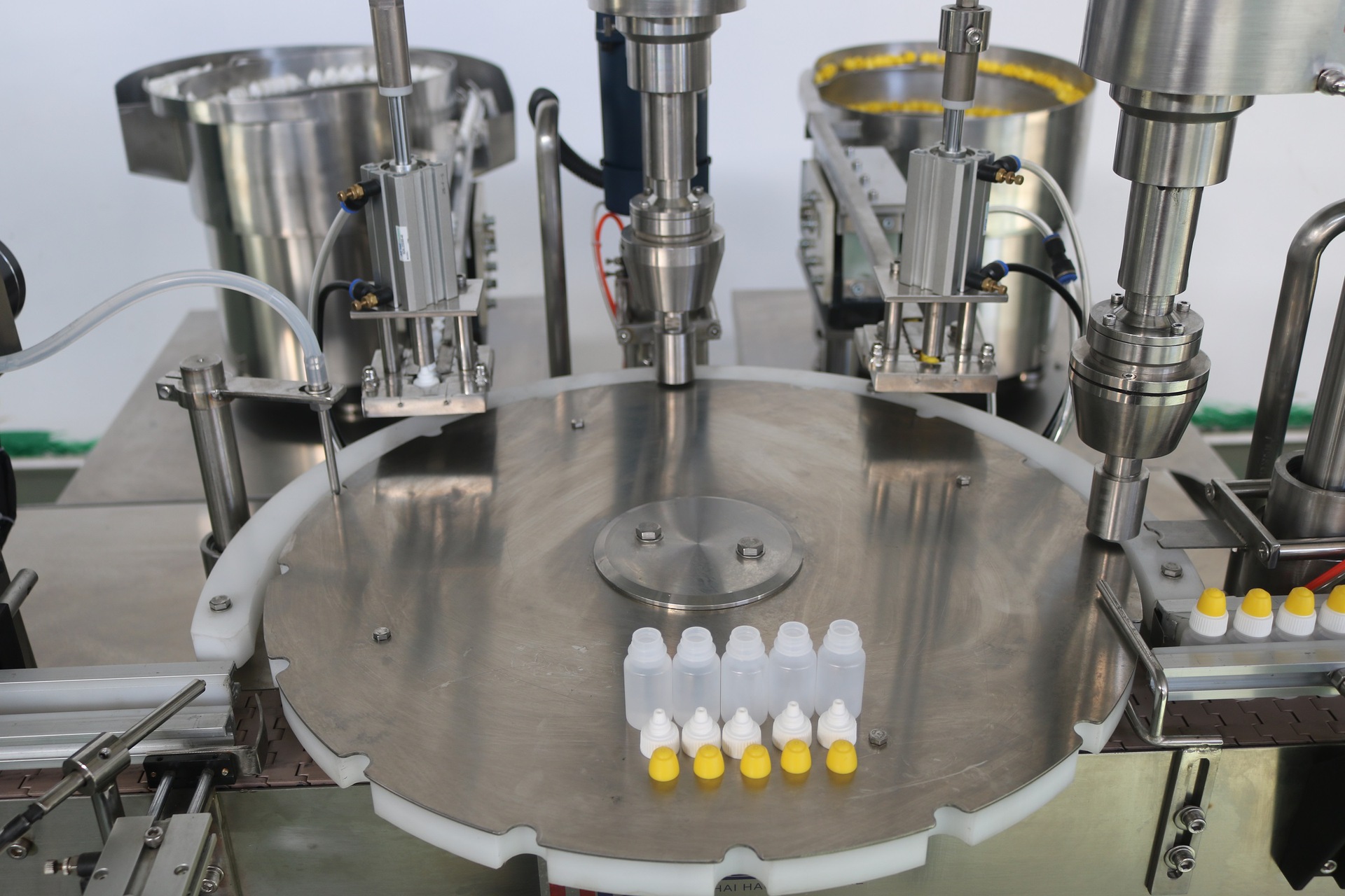 眼药水灌装旋盖机 液体封口机