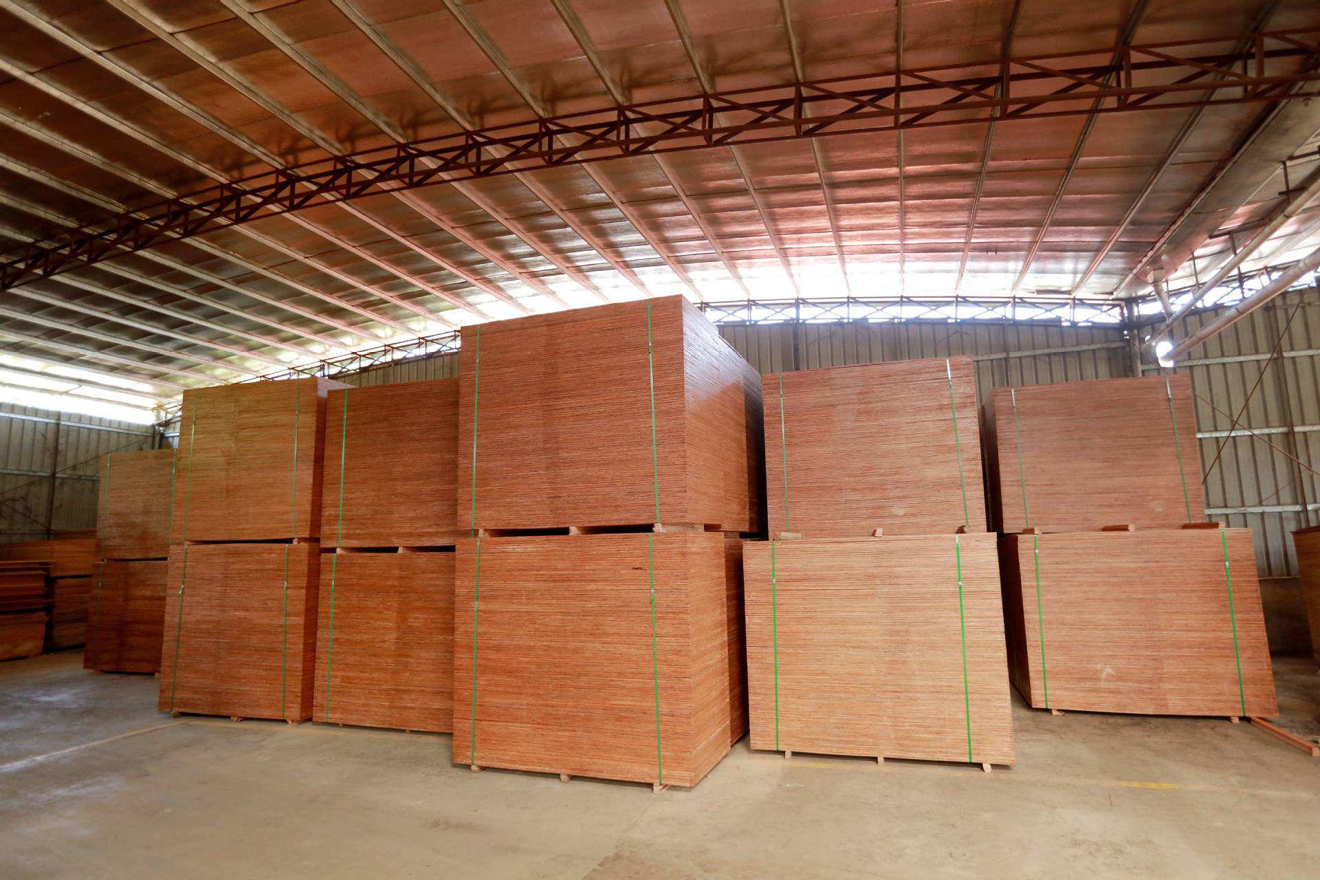 东莞市企石东大建筑模板制品厂