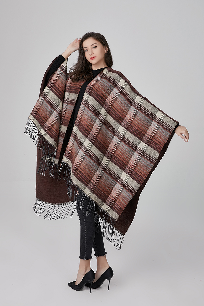 欧美风开叉披肩围巾 晴纶梭织民族格子宽松休闲气质街头斗篷定制