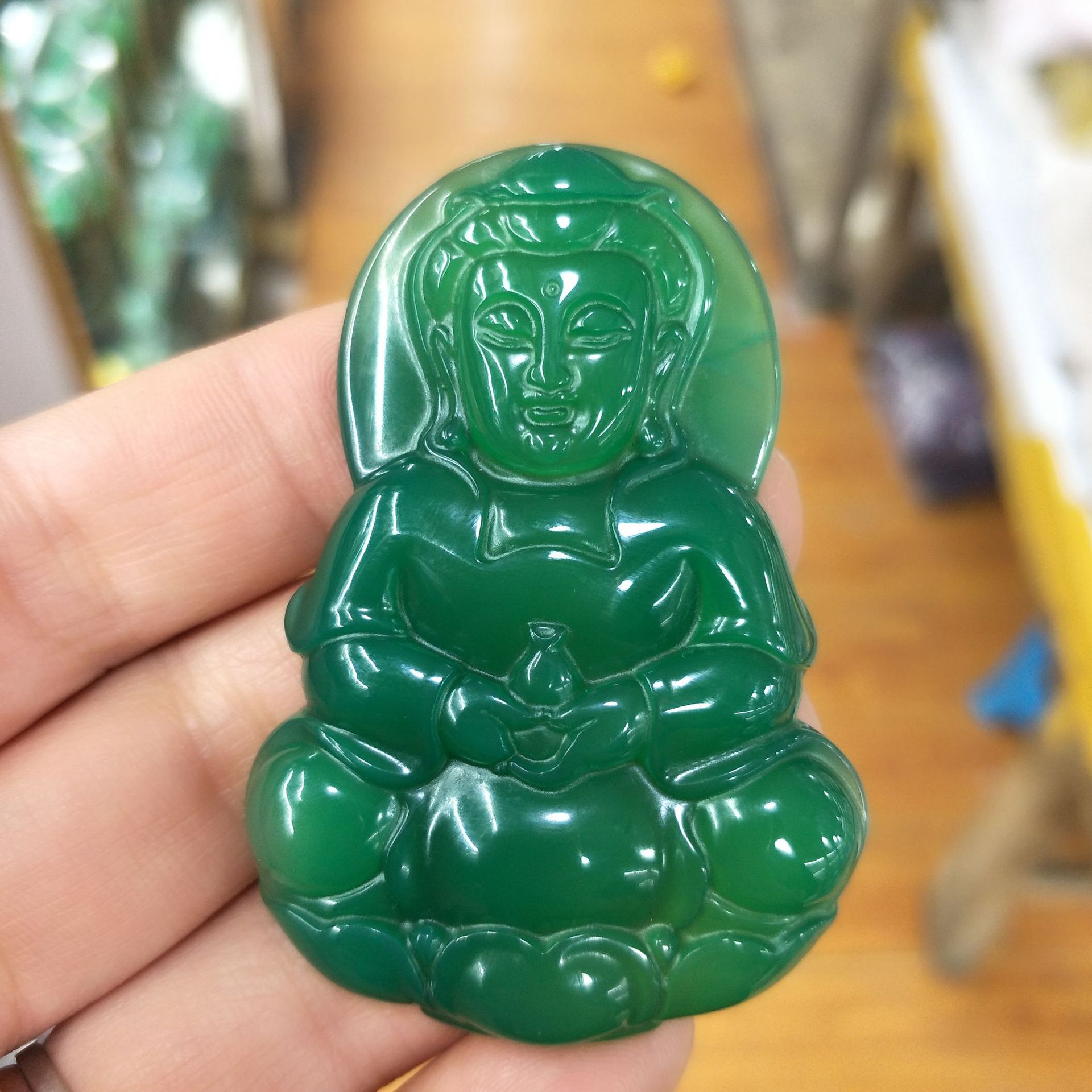 玉石玉器批发冰种绿玉髓玛瑙吊坠大版观音佛吊坠绿玛瑙玉石吊坠