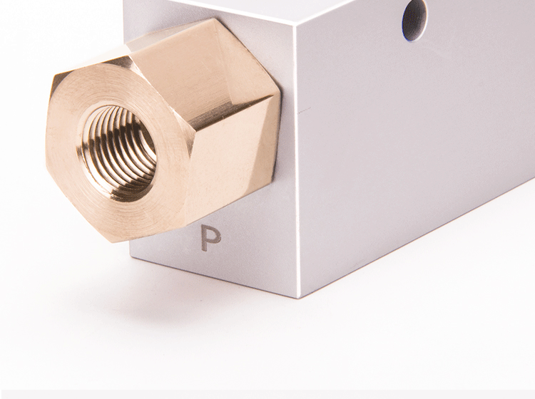 6(bar)最高真空度2.5(kpa)真空口9.72(mm)标准供给压力1.