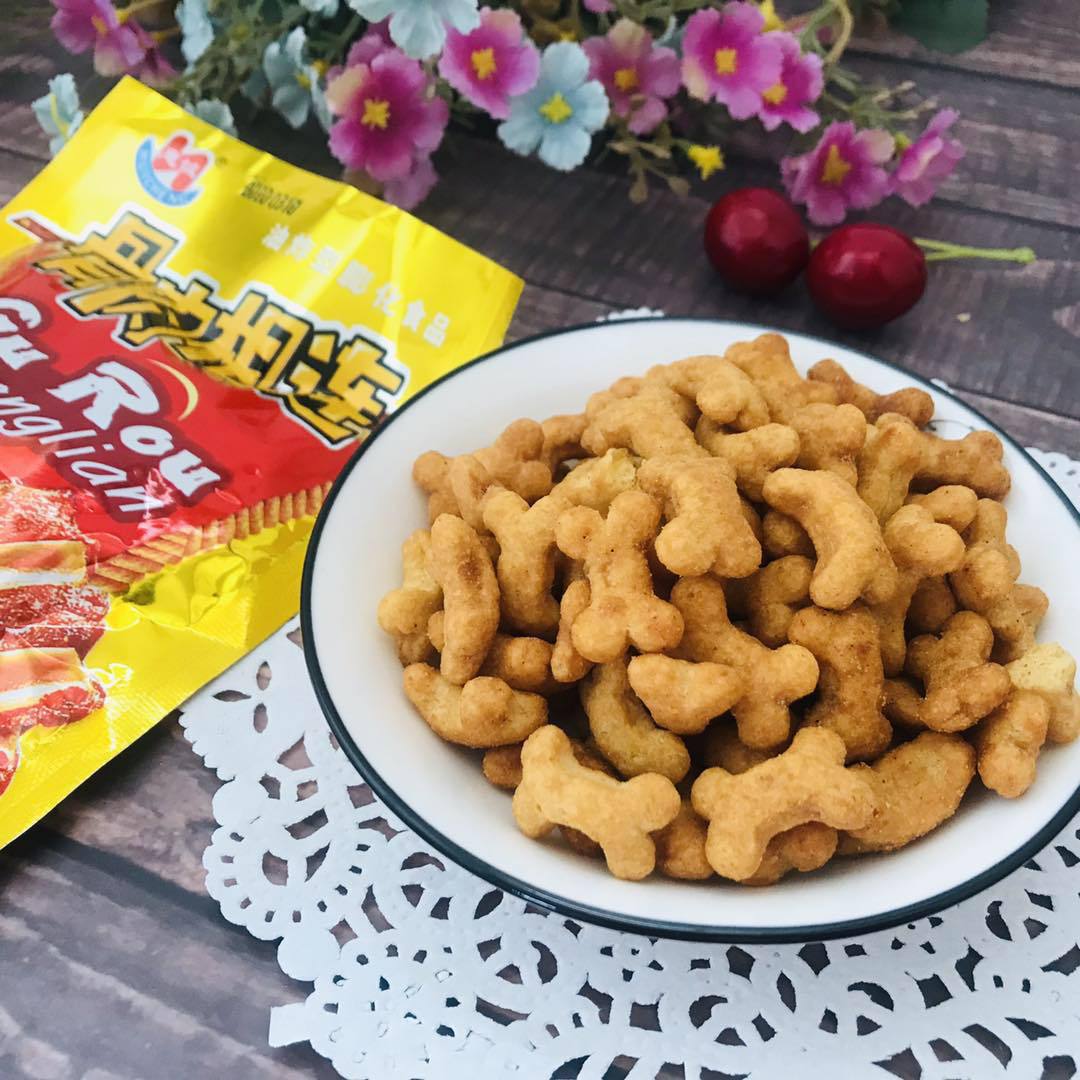 辣骨头骨肉相连26克小零食品童年怀旧8090小吃小时候面制品