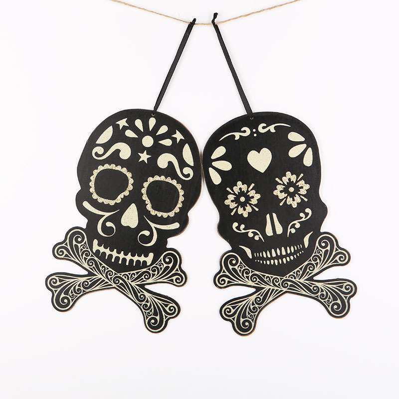 New Halloween Skull Shape Decorated Hangtag European and American Home Ghost Festival Wooden Crafts Pendant Customization