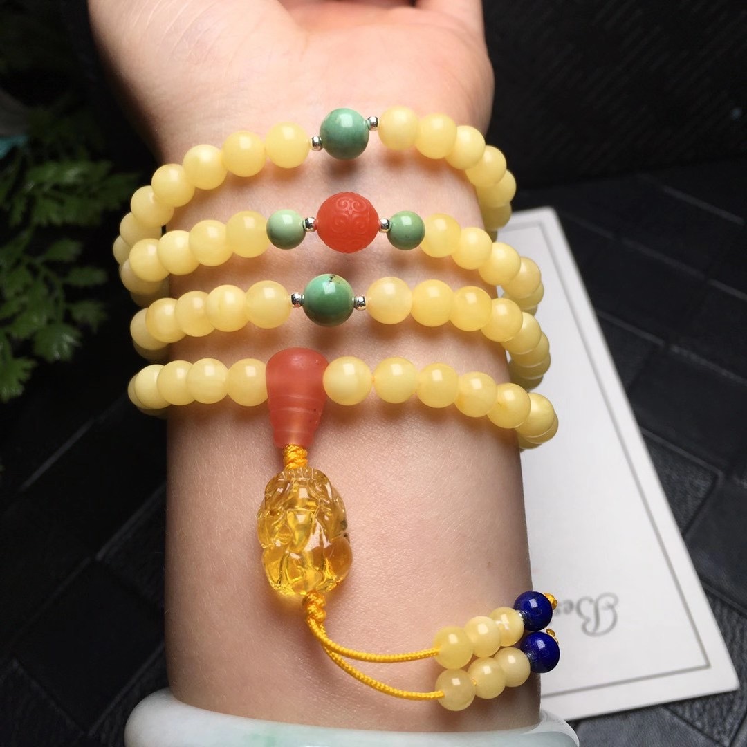 天然蜜蜡白花蜜108佛珠多圈手串搭配原矿绿松石南红点缀厂家批发