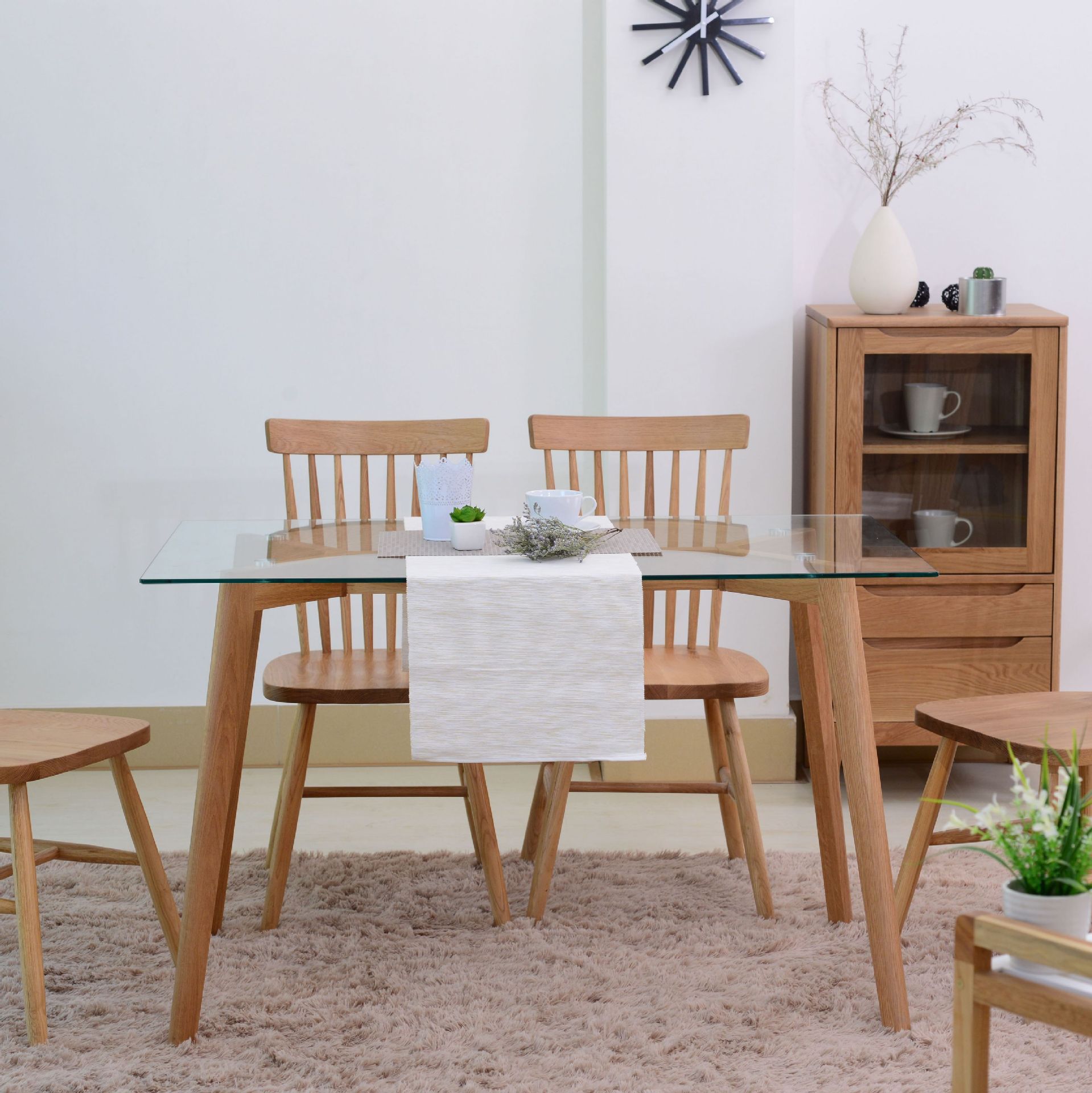 厂家直销白橡木桌椅组合北欧现代简约成套餐桌椅小户型一件代发