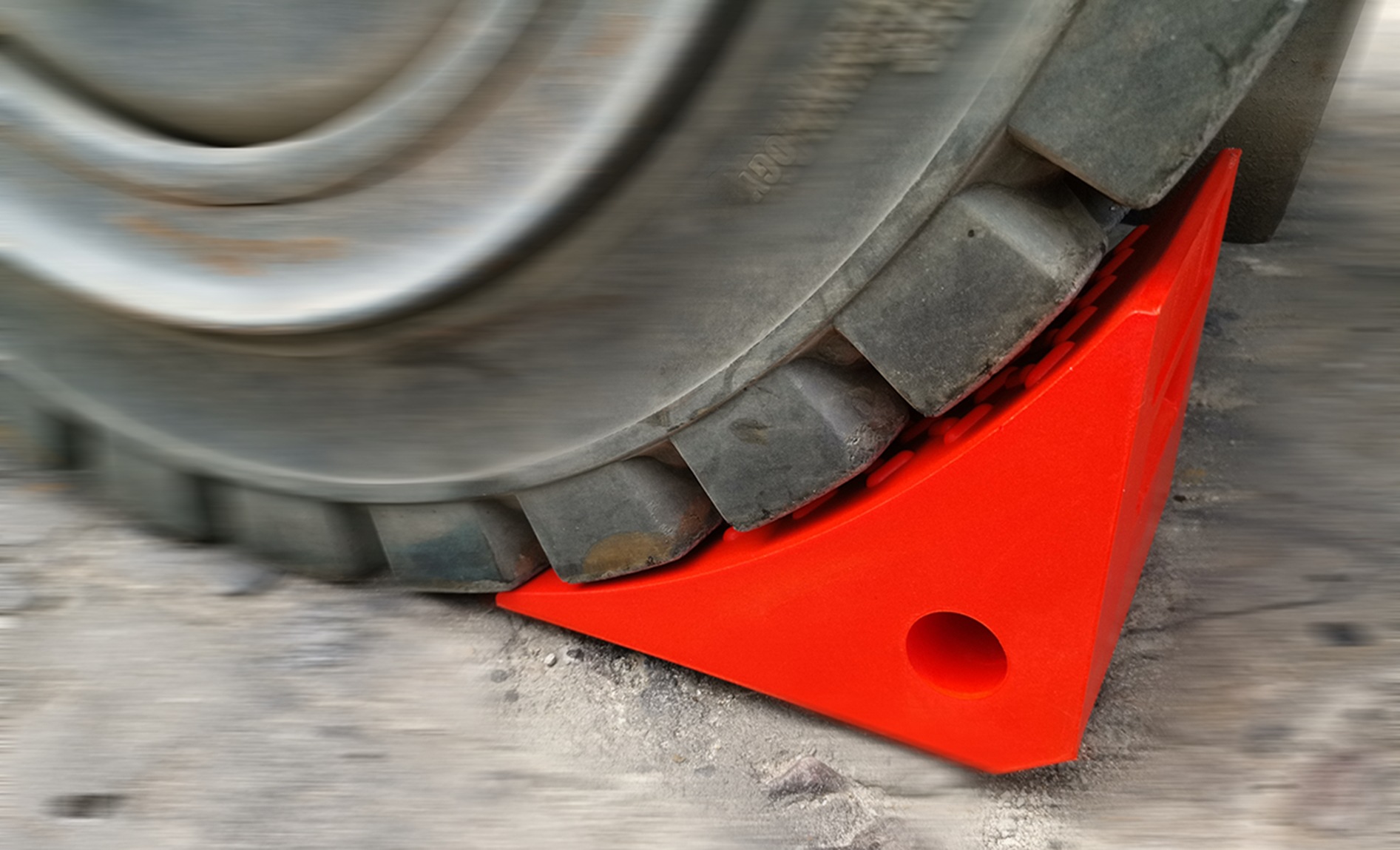 烟台富顺生产直供聚氨酯车轮防滑块 车轮止滑块 阻胎器 防撞块