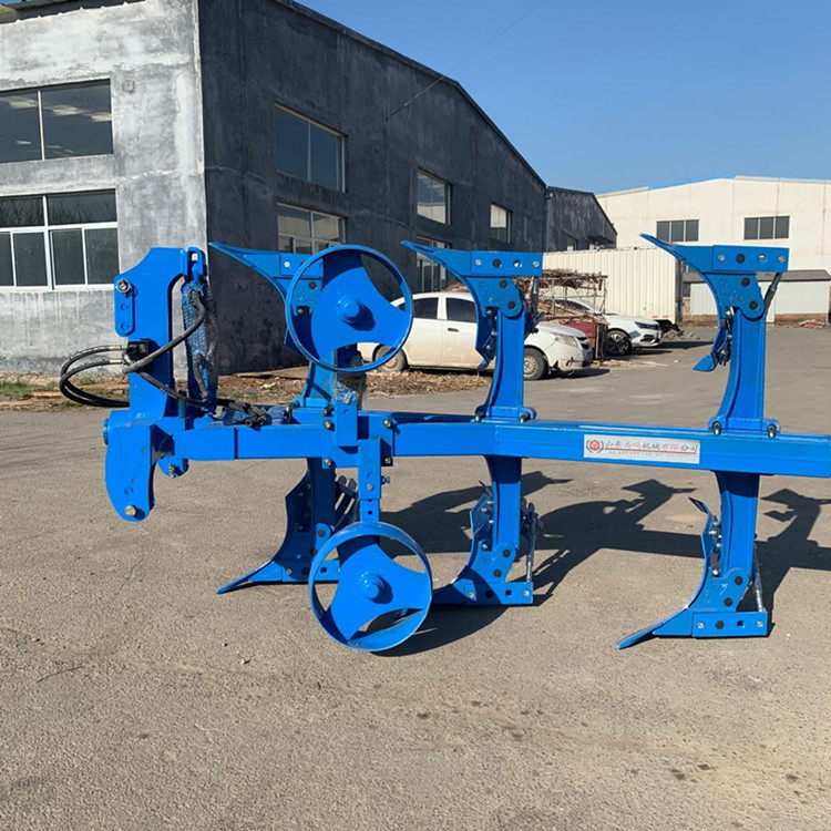 新型侧移3铧液压翻转犁 大型栅条犁农用耕地翻转犁 开荒翻地犁铧