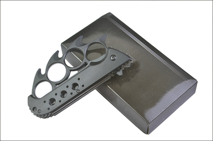 户外折叠刀野营求生刀创意指虎战术小刀便携口袋折刀礼品水果刀