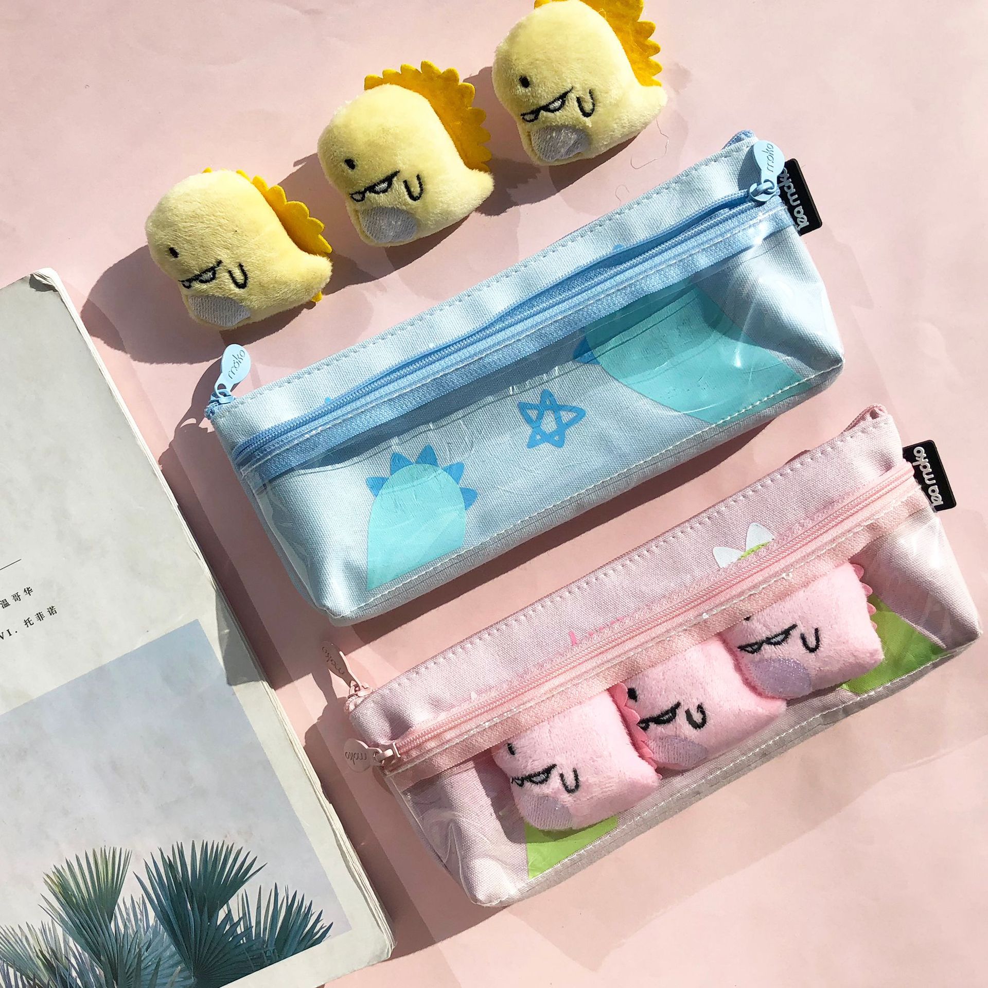 可爱卡通玩偶笔袋学生卷笔袋笔帘大容量铅笔袋少女高颜值笔袋ins
