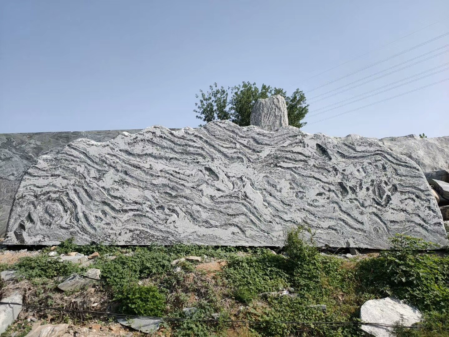 公园广场园林景观石摆件 泰山自然石 大型风景石 村口门牌刻字石