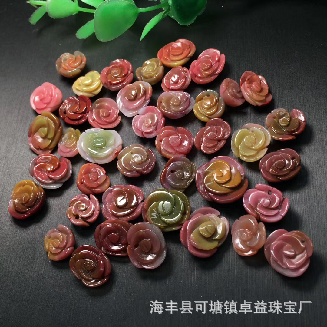 四川盐源玛瑙牡丹花小吊坠干净无杂裂鲜艳立体diy配饰