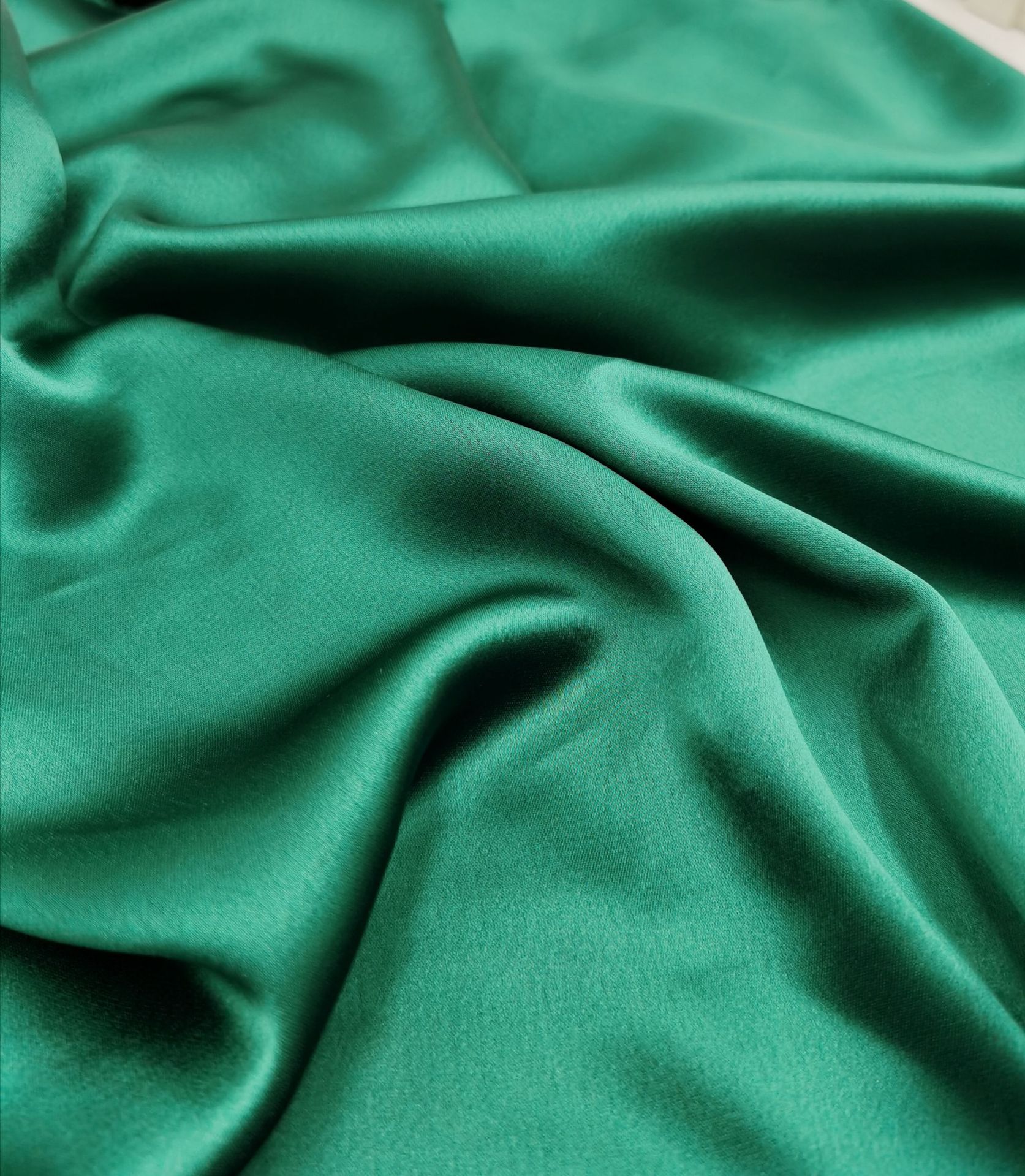 加厚醋酸缎 高端醋酸布料旗袍西装连衣裙柔软亮光真丝缎面料批发