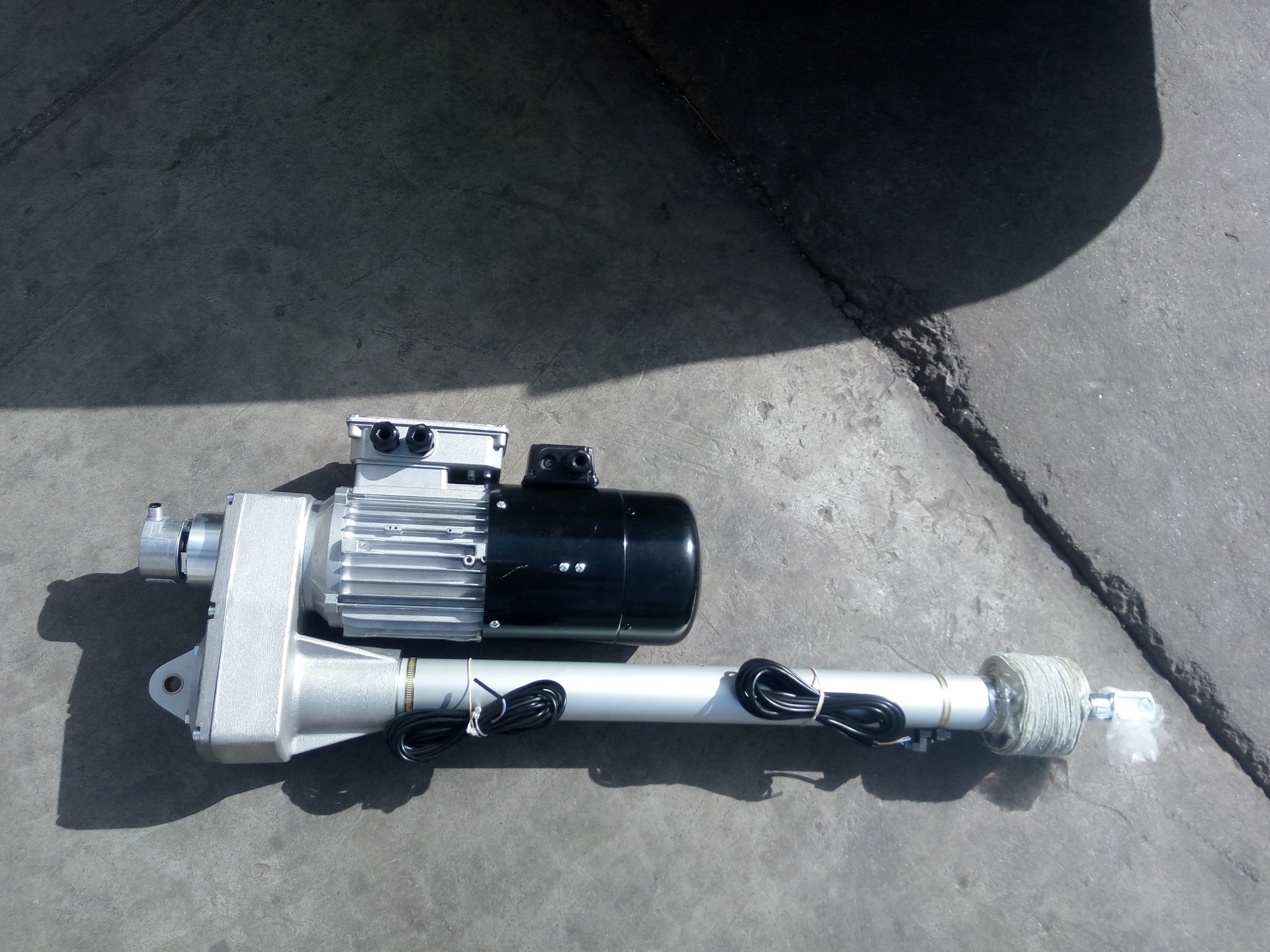 电液推杆 servomech 49nc193