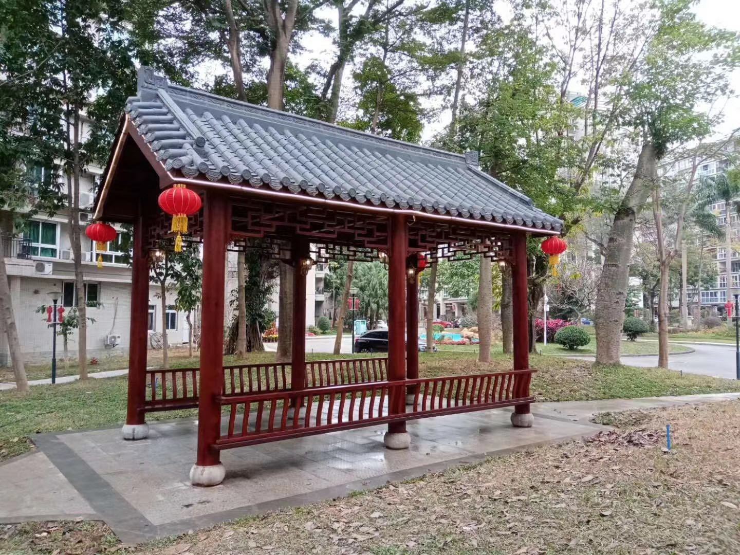 防腐木葡萄架连廊通道阳光房山樟菠萝格柚木户外木定制中山厂家