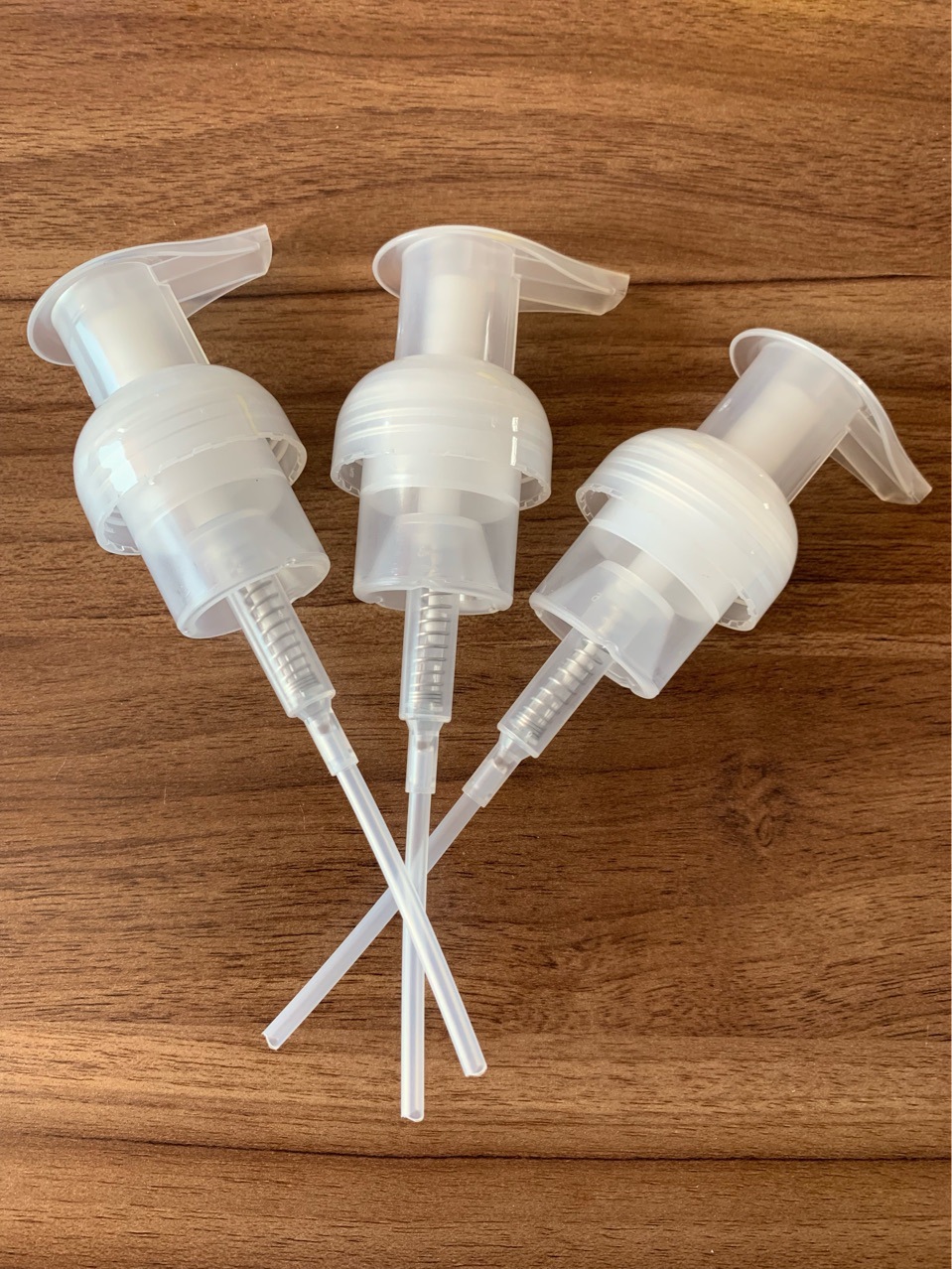 38/400乳液泵螺纹泵38牙泵头38/410压泵消毒液1加仑瓶38口径泵头