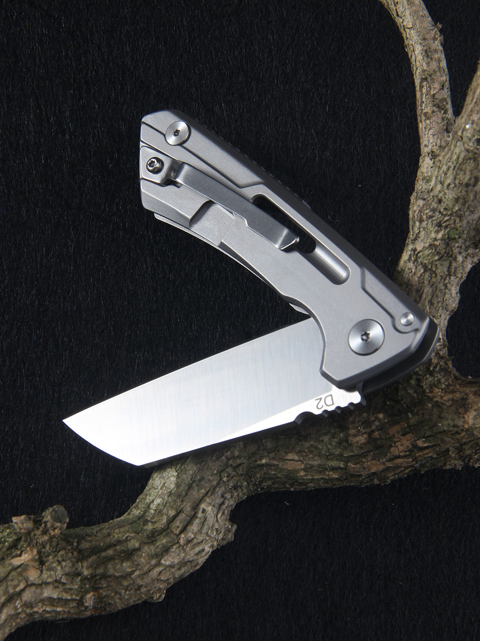 高硬度野营小刀d2钢折刀户外随身救援全钢柄锋利折叠刀收藏刀具