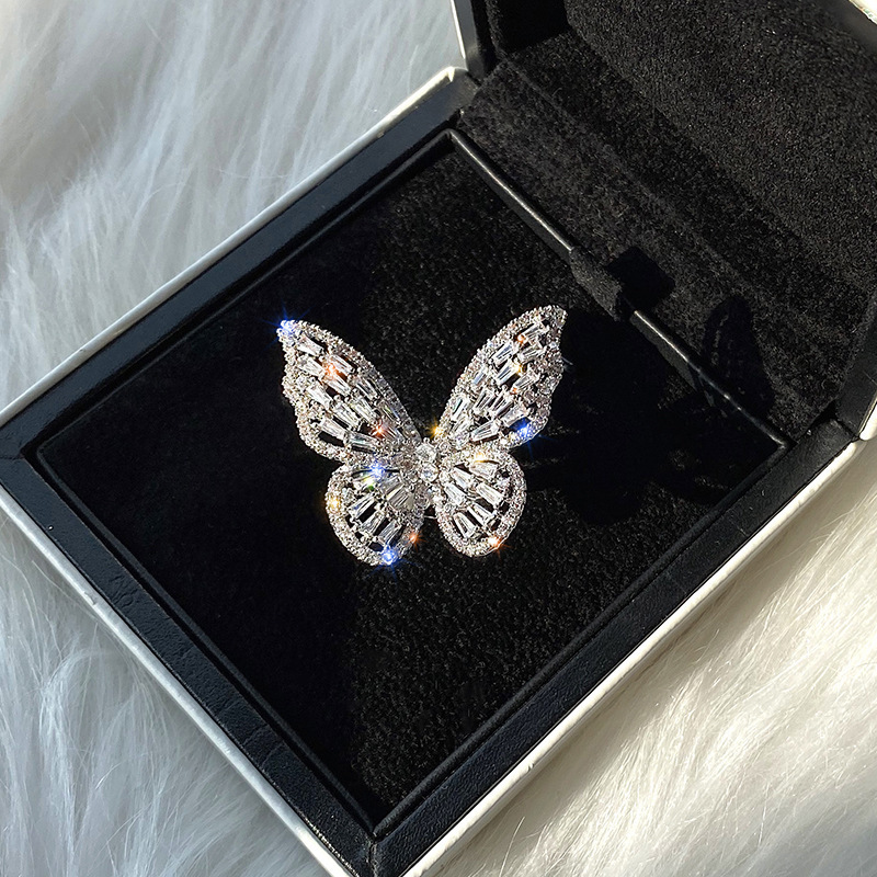 Best Seller in Europe and America Fashion and Fully-Jewelled Butterfly Opening Ring Hollow Gem Exaggerated Ring Popular Ornament