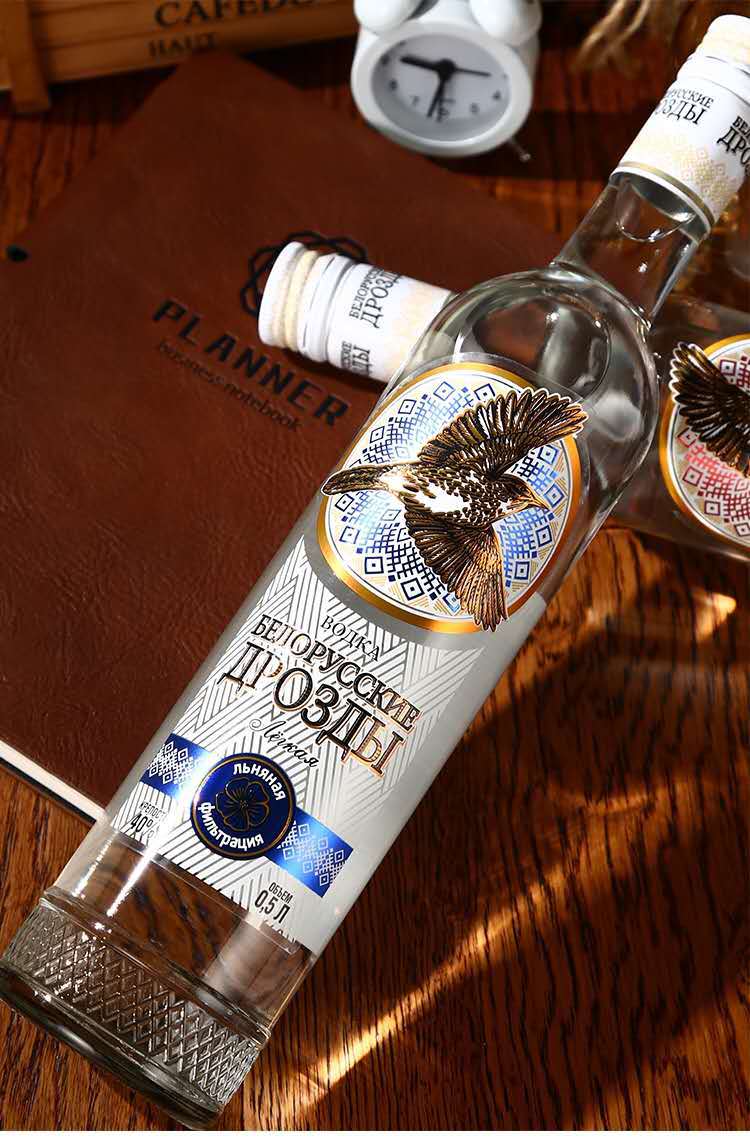 洋品多俄罗斯小鸟伏特加味道清柔型伏特加500毫升瓶装