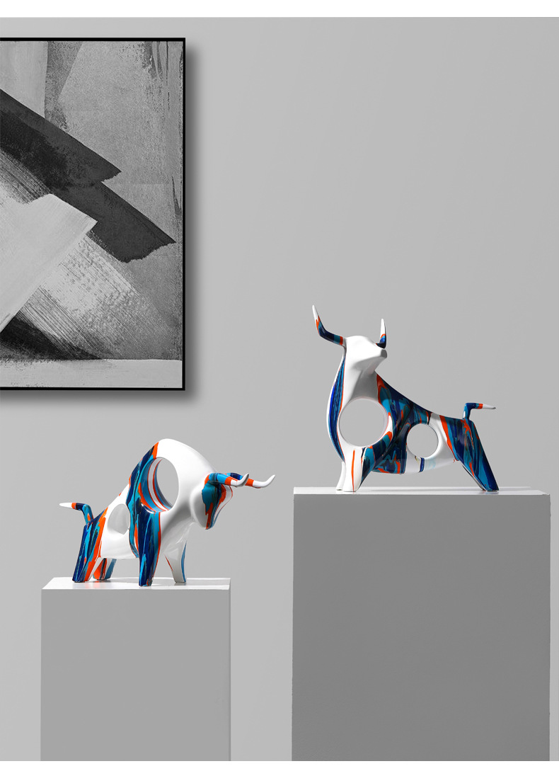 北欧艺术泼彩牛摆件轻奢创意客厅电视柜玄关样板间桌面装饰品礼物