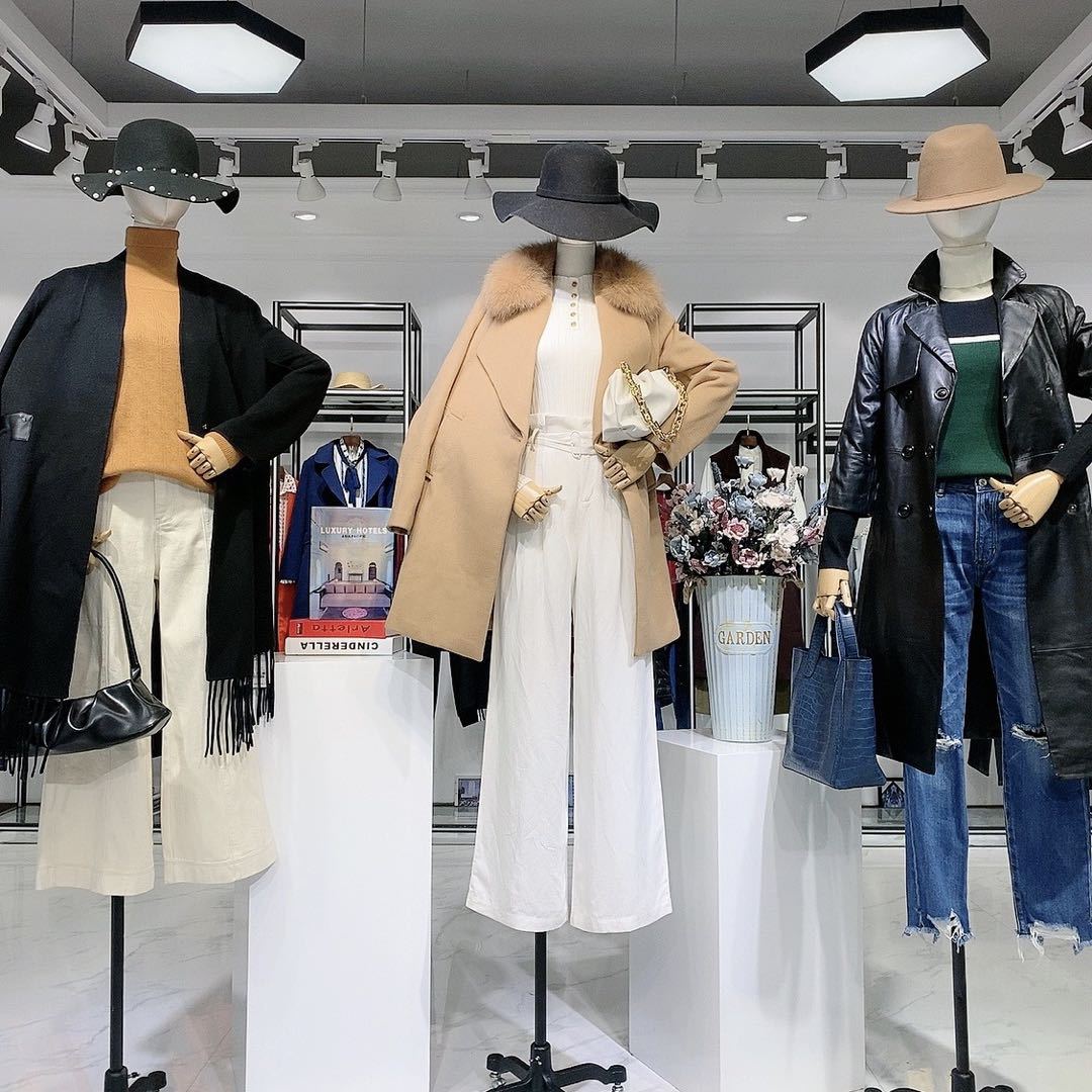 浩洋国际2020秋冬季品牌折扣女装 尾货库存品牌女装走份批发