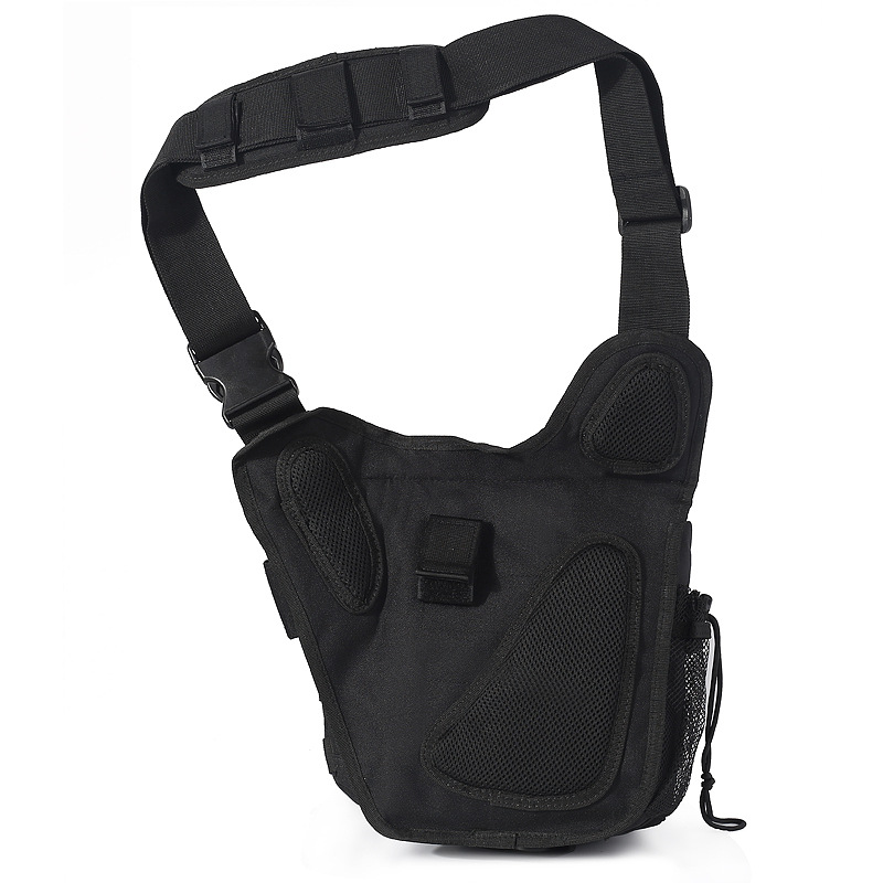 军事迷彩单肩包鞍包战术鞍袋野外腰包斜跨包