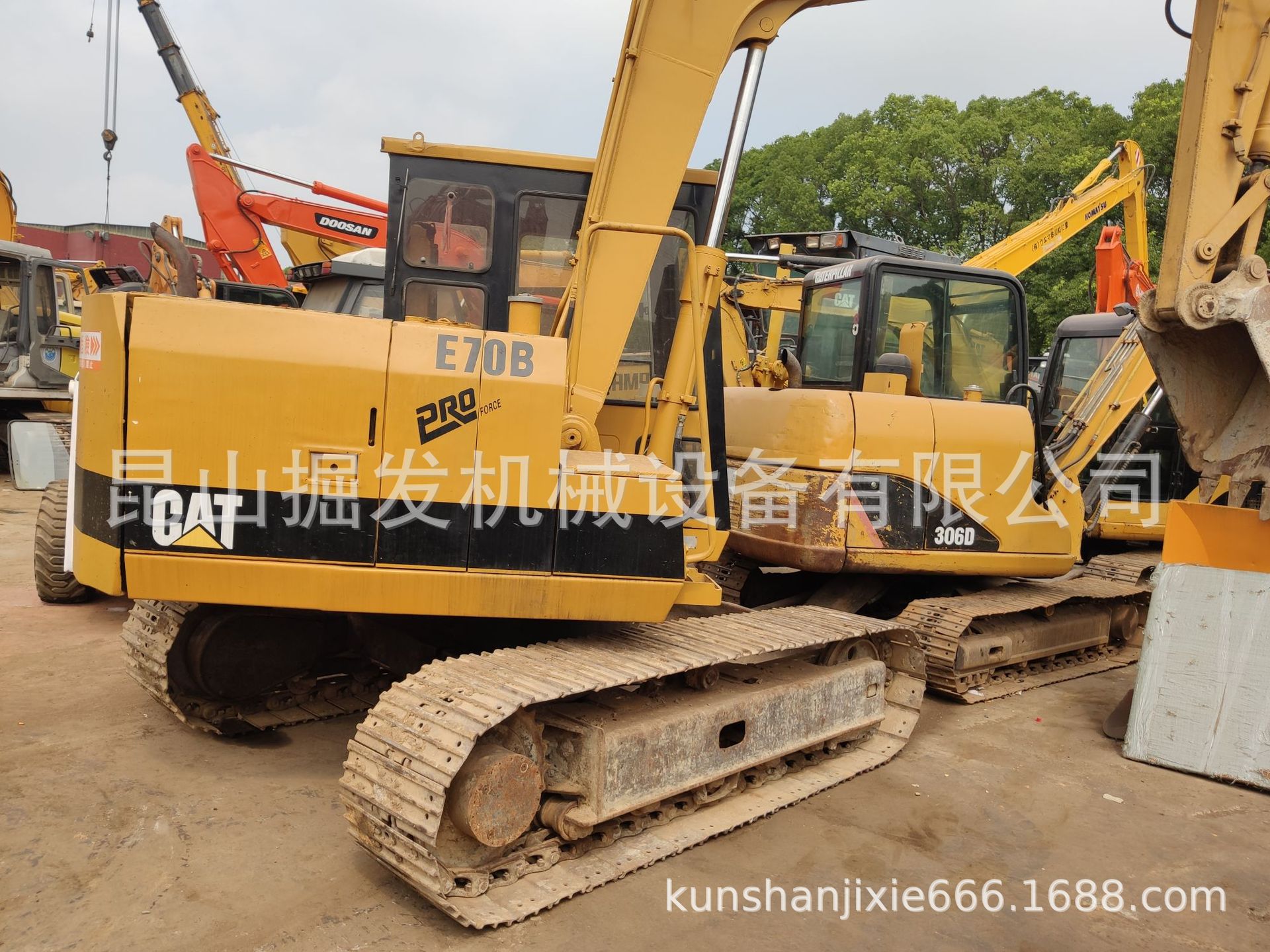 二手卡特e70b挖掘机 卡特200b挖掘机