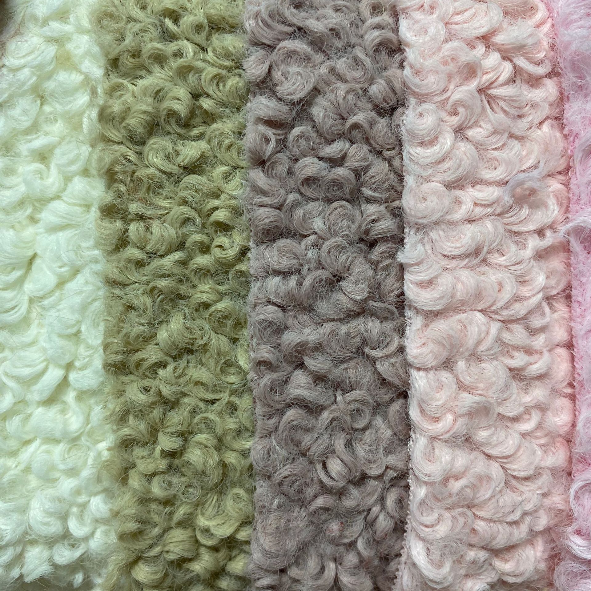 拉卡拉羊卷绒 卷曲绒 圈圈绒 家纺家居时装公仔玩具长毛绒面料