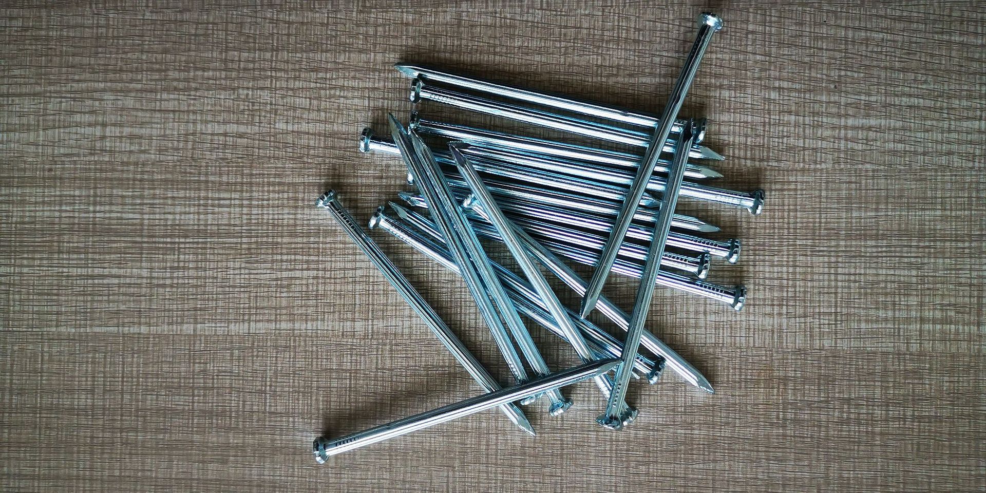 厂 家直供 45号, 55号,60号钢水泥钉