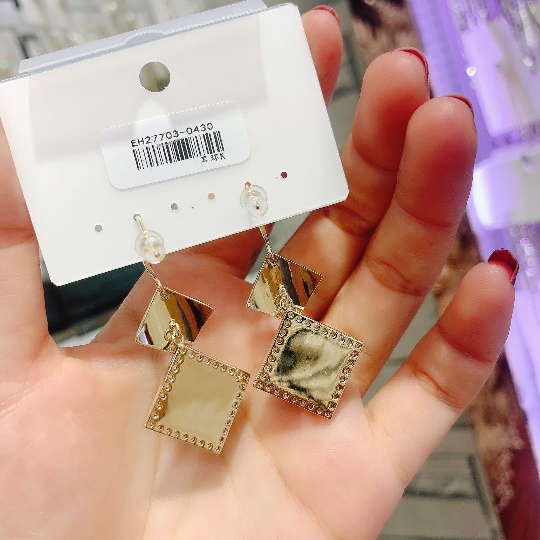 卡拉美拉时尚饰品批发新款黑色几何微镶耳环女气质个性耳饰