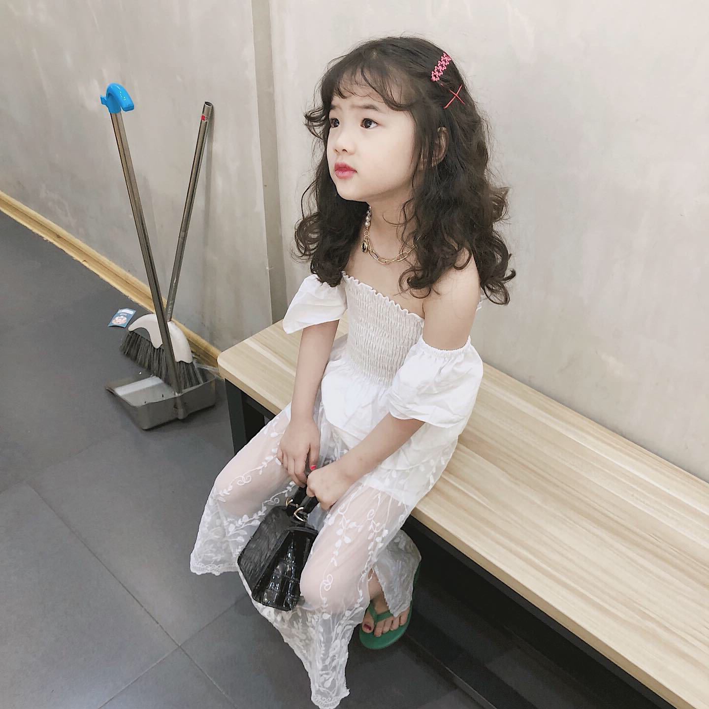 童装女童露肩图片