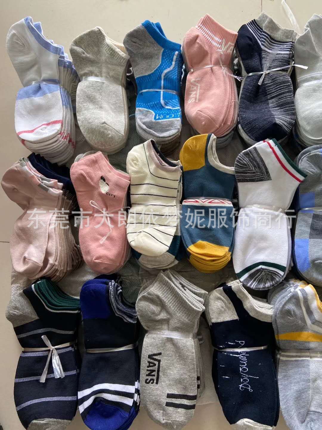 袜子摆摊货源便宜甩货男女成人袜批发几毛钱创业赚钱利器长短棉袜详情8
