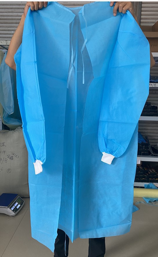 一次性防护服手术衣隔离衣pp pe无纺布透气防水隔离衣 现货