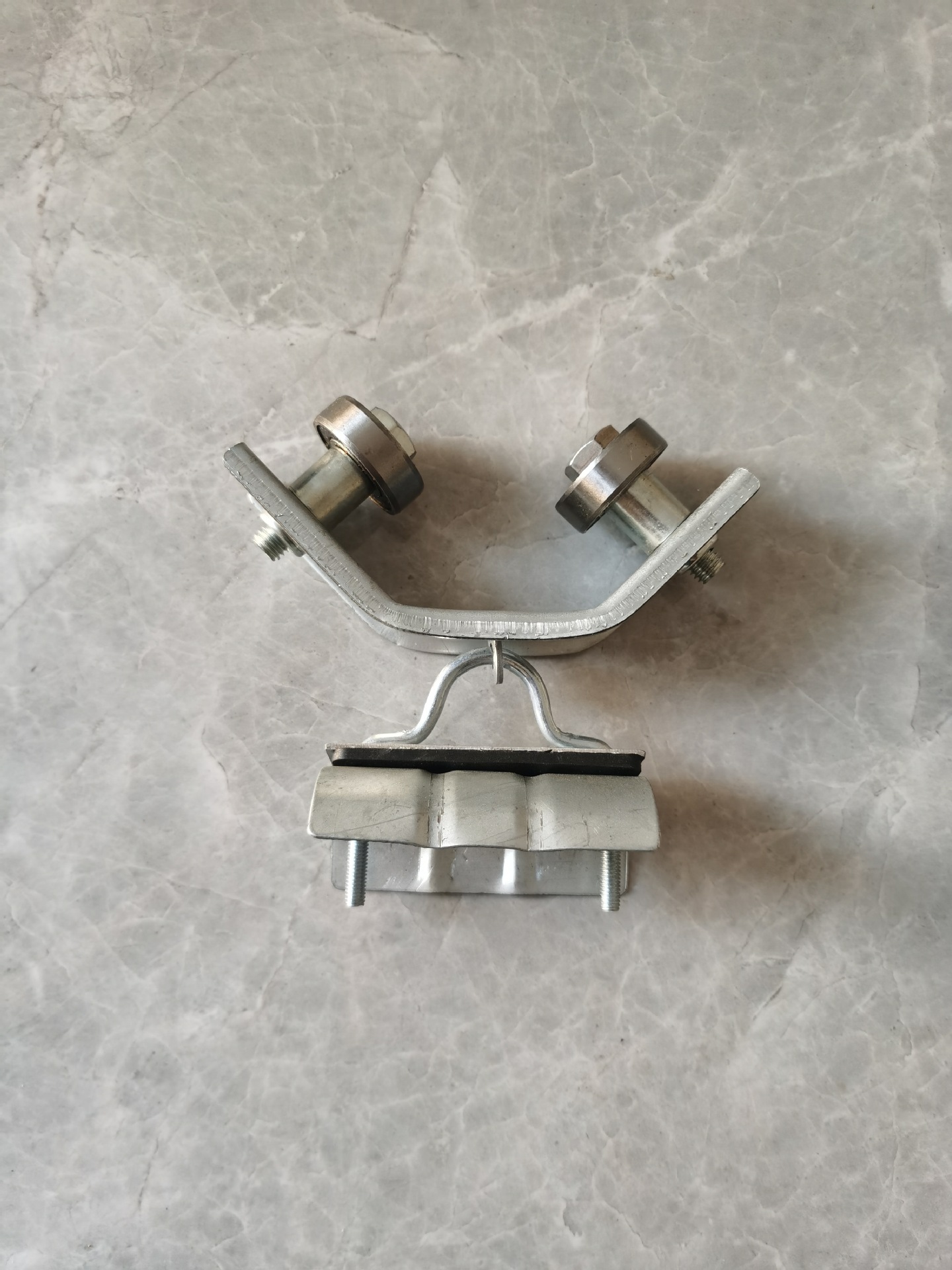 4050角钢角铁托拖缆滑车 电缆圆轴承小车 钢丝绳吊线滑轮