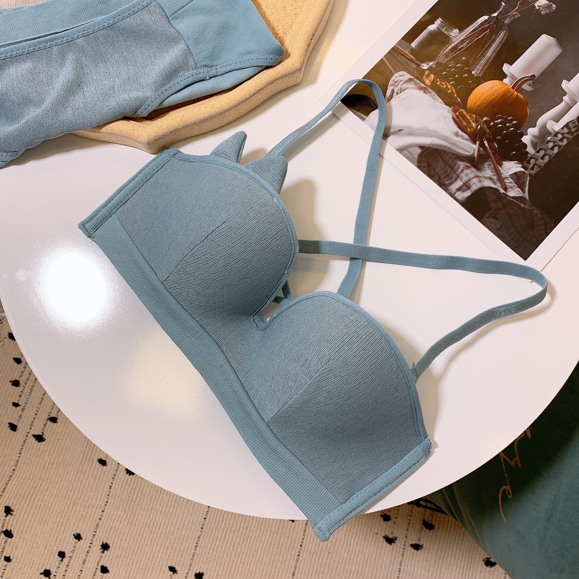 8819时尚少女文胸蓝色之恋内衣无钢圈上托聚拢透气舒适胸罩女