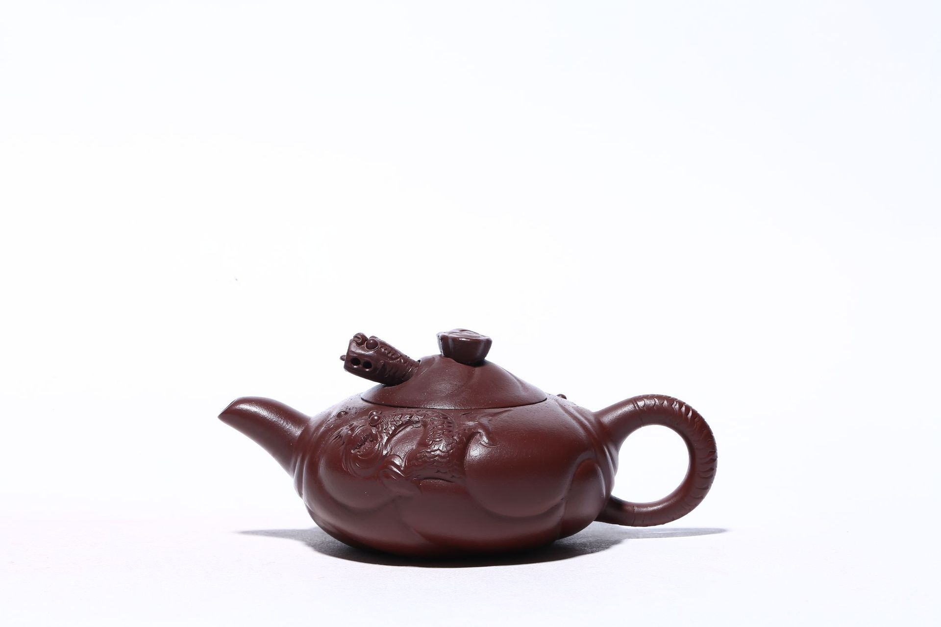 宜兴原矿紫砂壶名家手绘制作紫朱泥小品鱼化龙壶茶具定制厂家批发