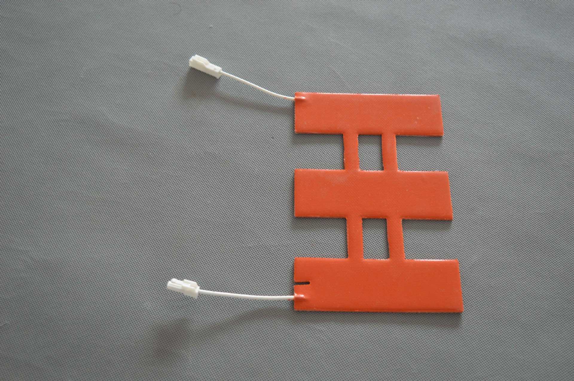 5-5mm可定制硅胶加热片 220v-110w 价格面议